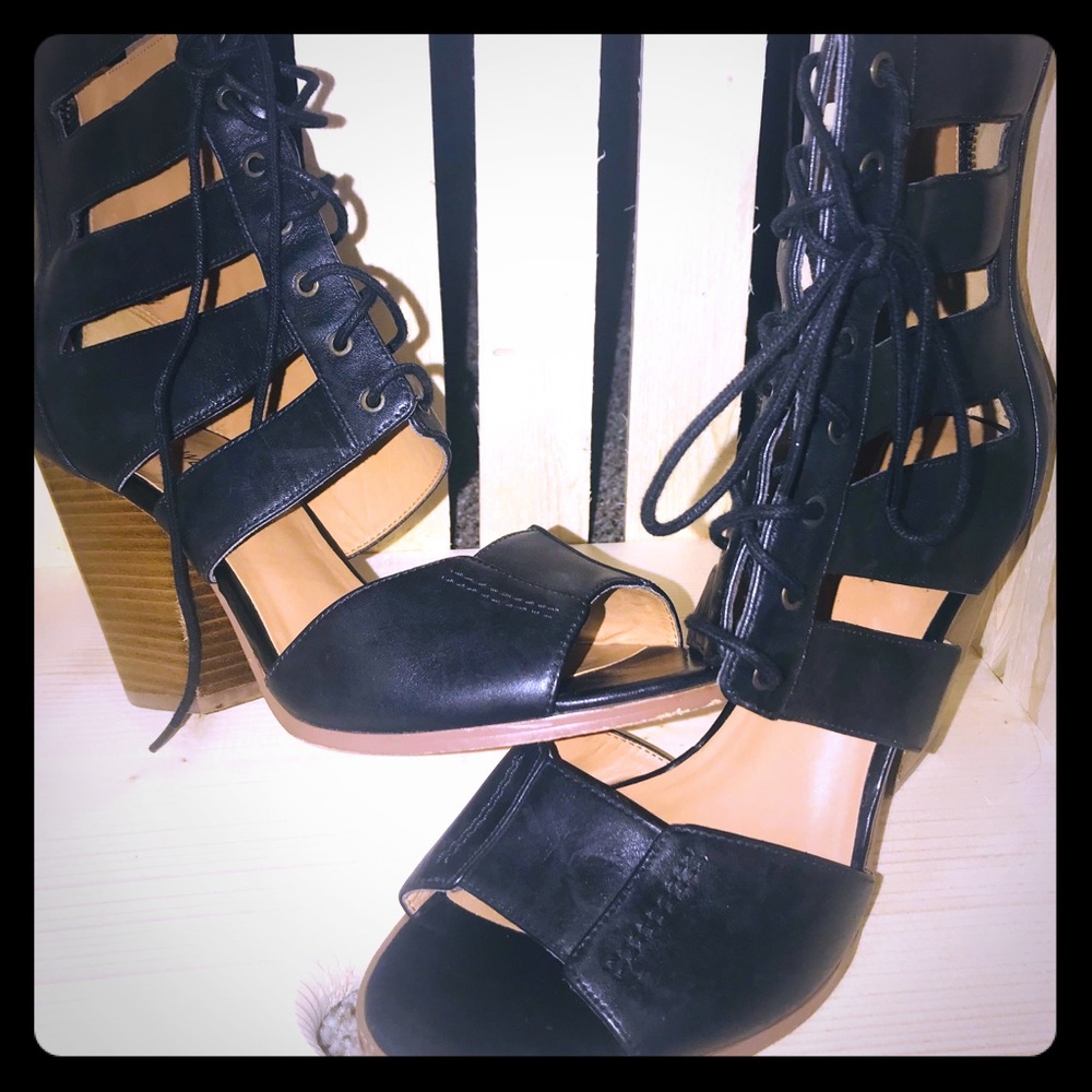 Nine West Black Heeled Sandals 9.5M